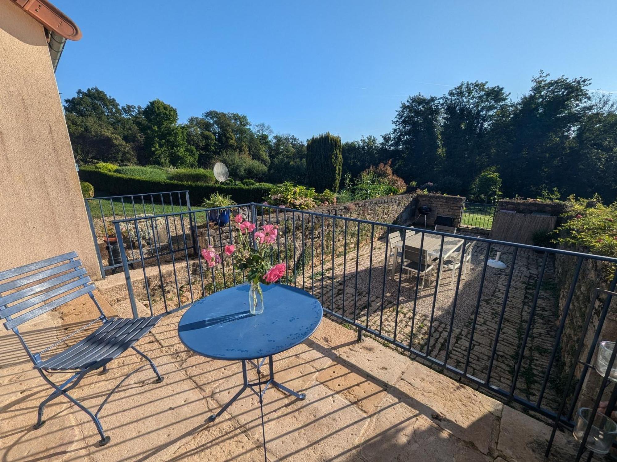 Maison Charmante A Langres Avec Wi-Fi Et Parking - Fr-1-611-43 Екстер'єр фото