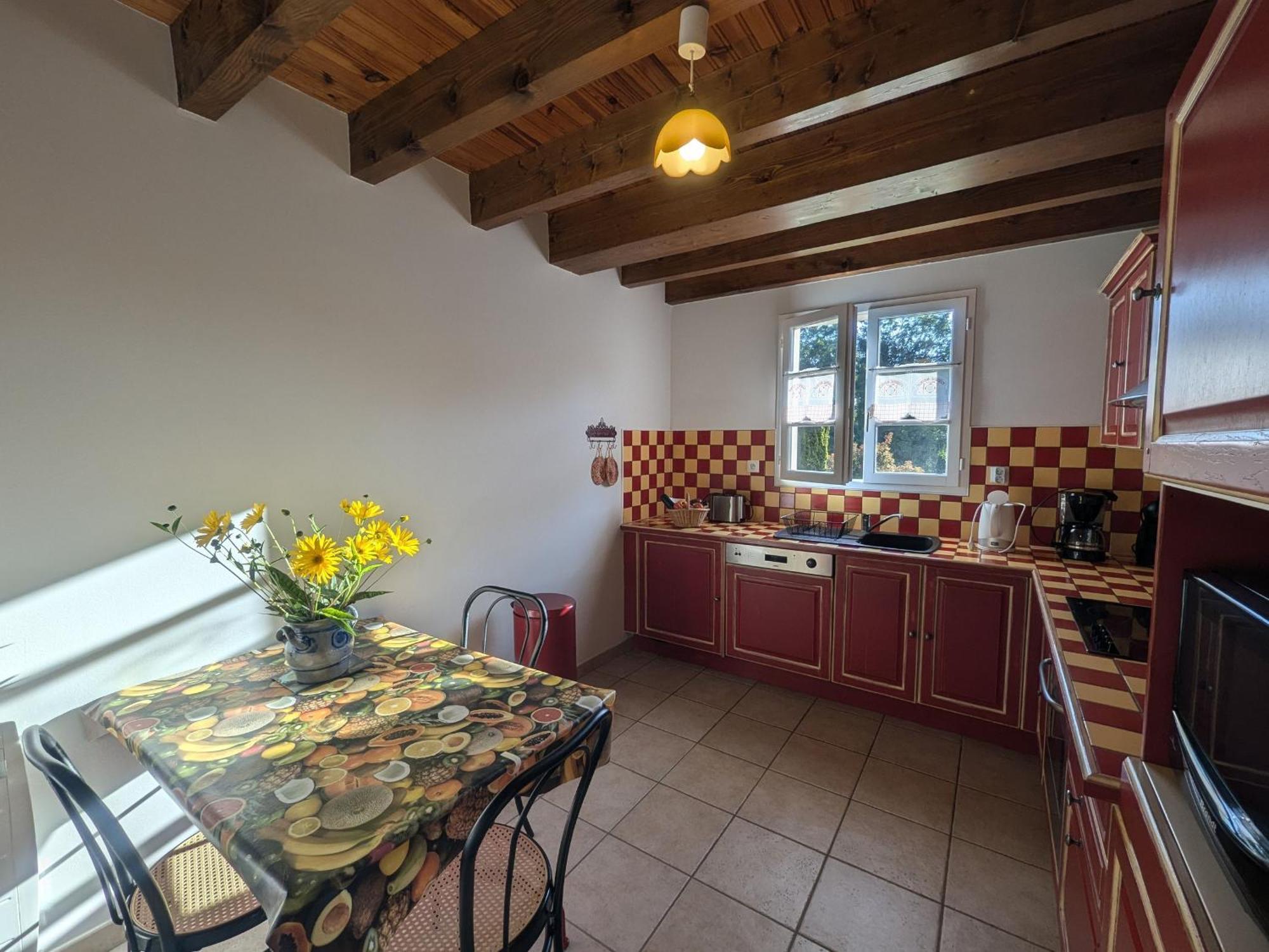 Maison Charmante A Langres Avec Wi-Fi Et Parking - Fr-1-611-43 Екстер'єр фото